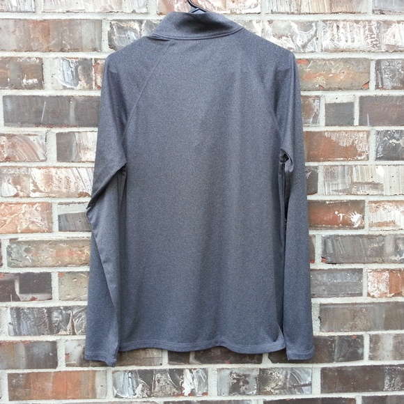 ALO yoga | Grey 1/4 zip pullover size M - Picture 3 of 4